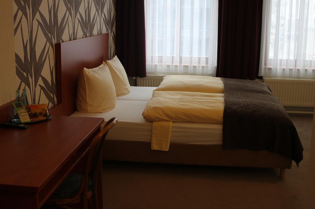 Hotel Schwarzer Adler يفير المظهر الخارجي الصورة